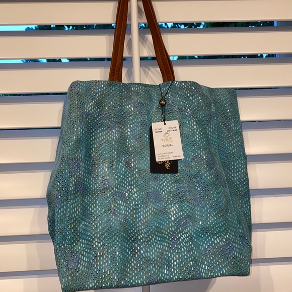 Sorial tote Clearance